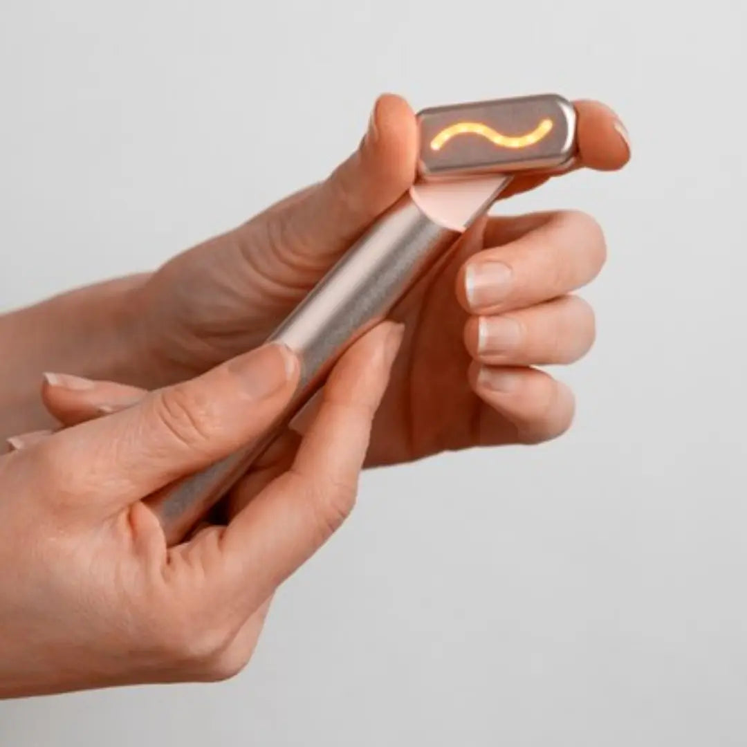 Facial Wand used by Spa Professional