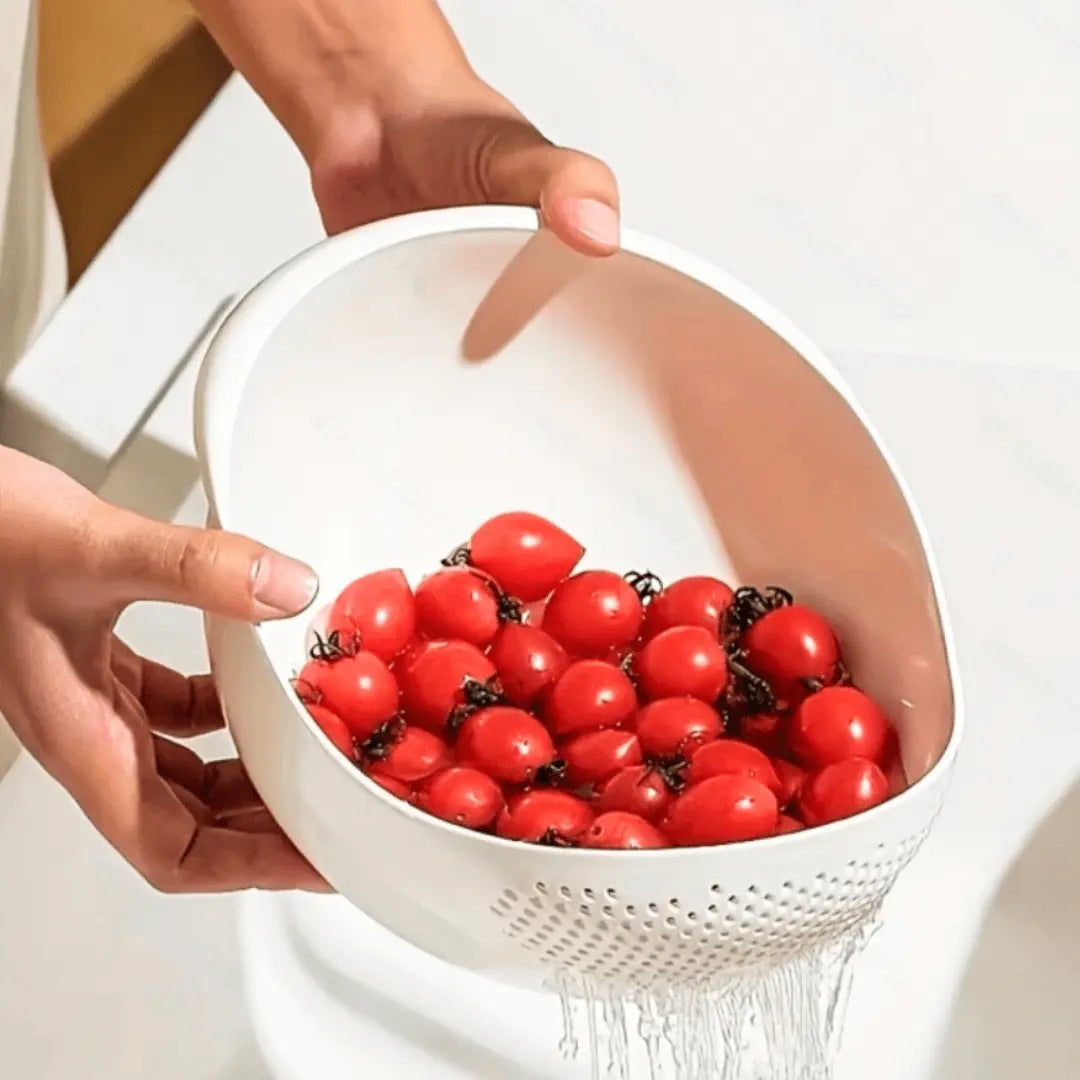 Washing tomatoes using filter basin